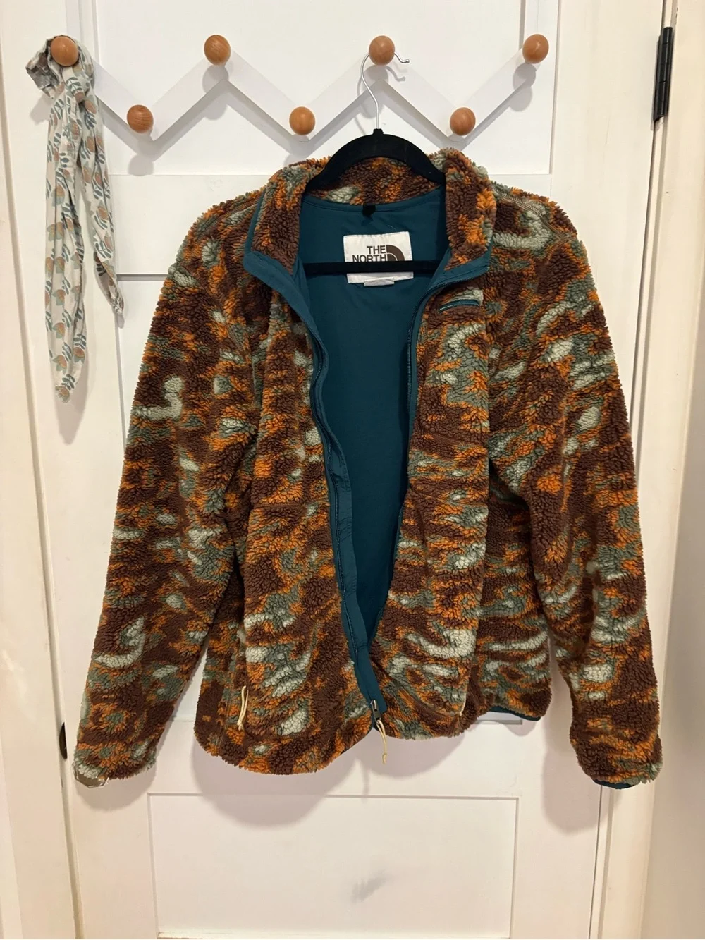 EUC The North Face Mens Brown Camo Fleece Jacket
